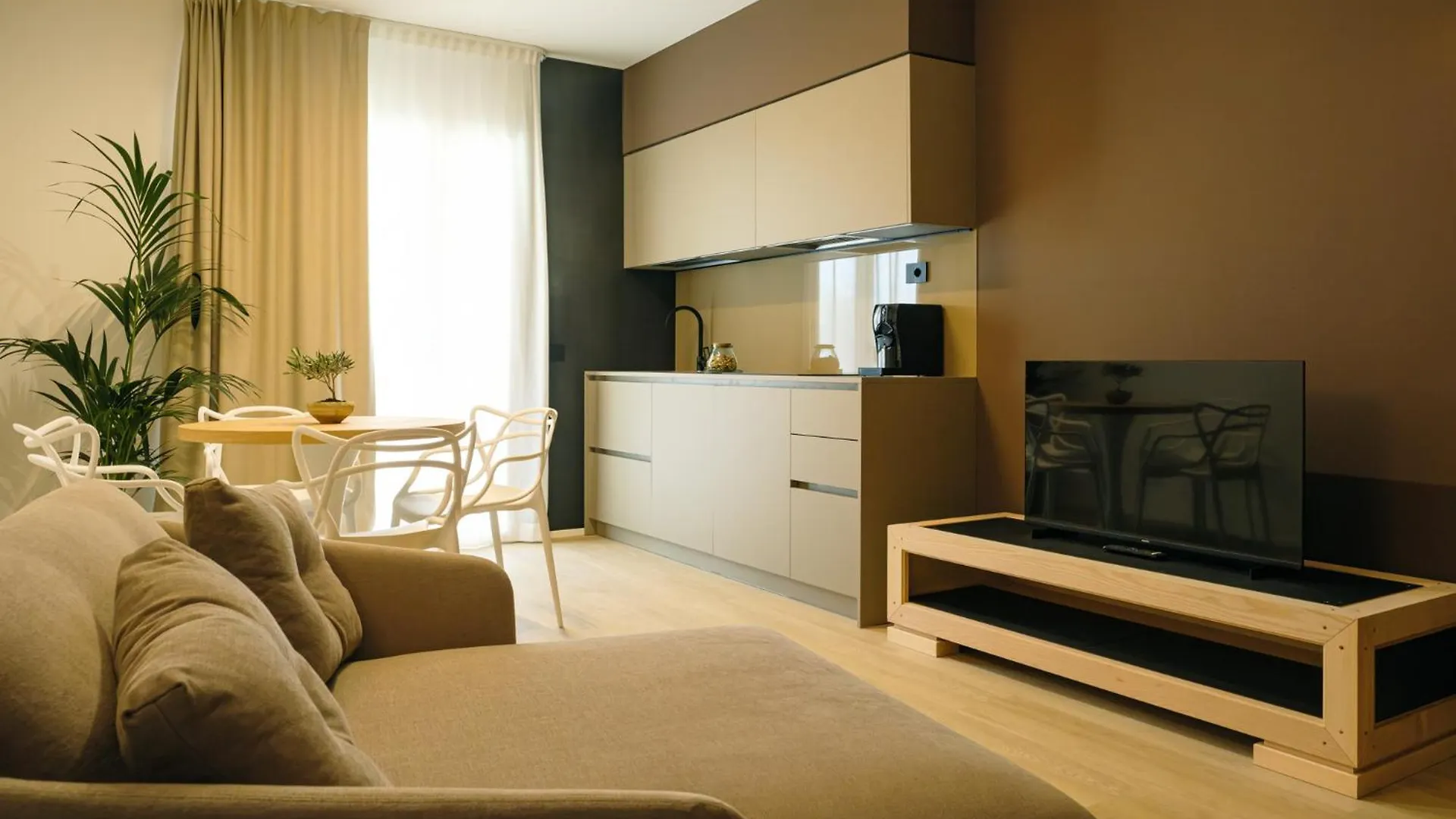 Camoma Aparthotel - Suites Apartments Jesolo